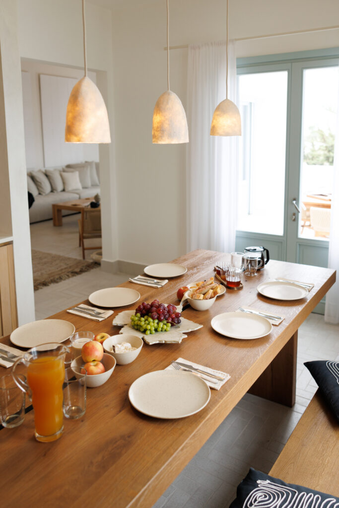 Eos Milos House - Dinner Table 2
